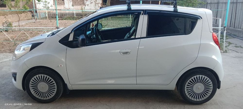 Продам свою машину спарк