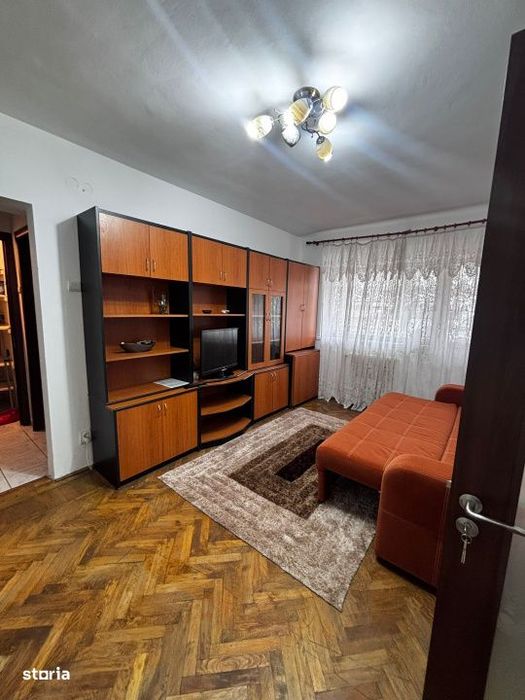Apartament 2 camere/ zona Crangasi/ Metrou/ Parcare