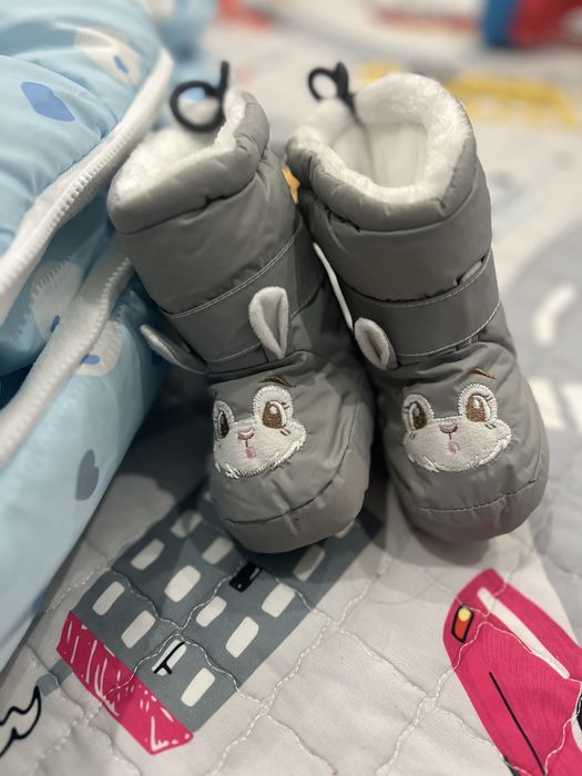 Комбинезон зимний на выписку