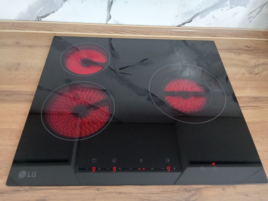 Электрическая плита