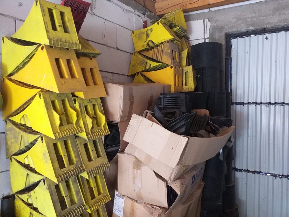 Vand lucuri pentru asigurarea marfei