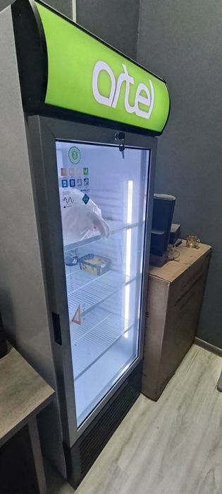 Срочно продаётся холодильник Artel