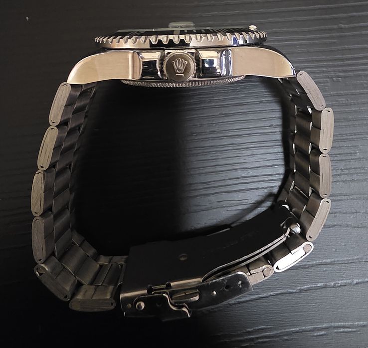 Vand ceas Rolex Submariner Date