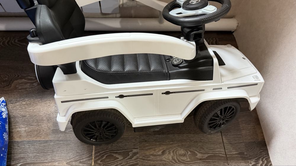 Детская машинка Mercedes