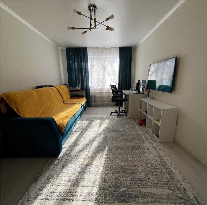 Продам 2-комн. кв. на 3мкр панель 1967г. раздельная планировка