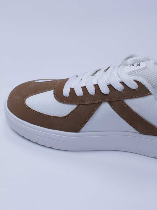 Oyoq kiyim, Krassovka, Unisex, Sifati alo darajada 36-44 razmerda