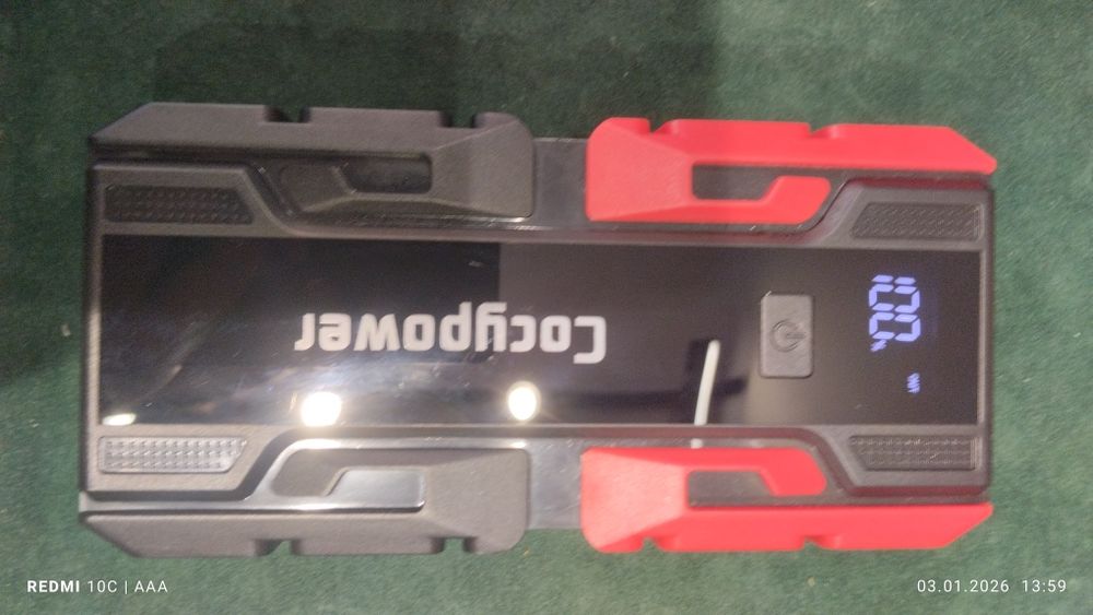 Повер банк для машины похода в лес и тд