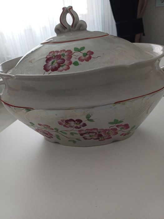 Продам советскую супницу