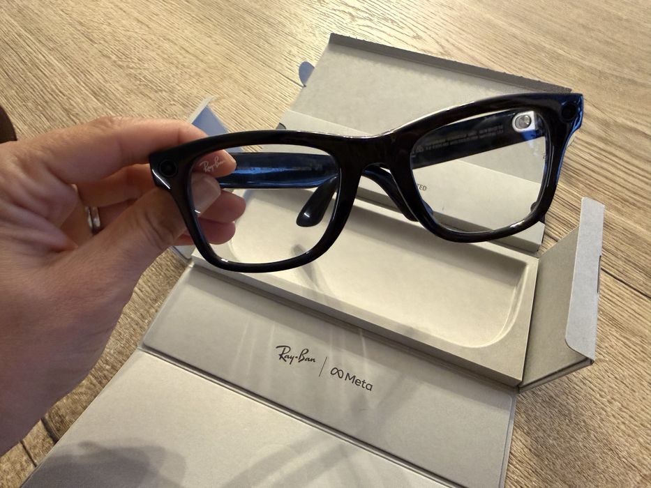Ray-Ban Meta Wayfarer Gen 2 – Transitions – practic noi