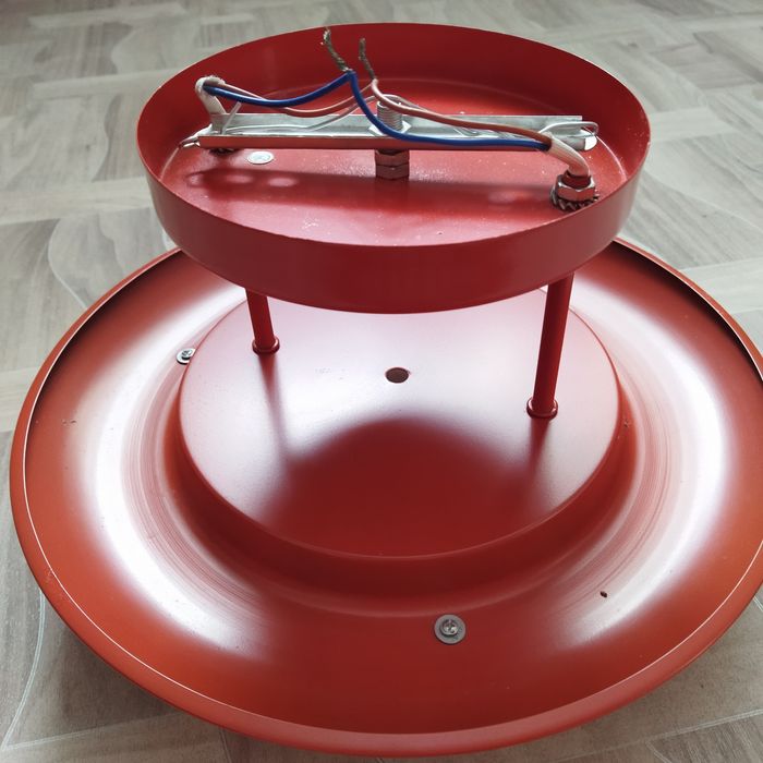 Продам интерьерную люстру