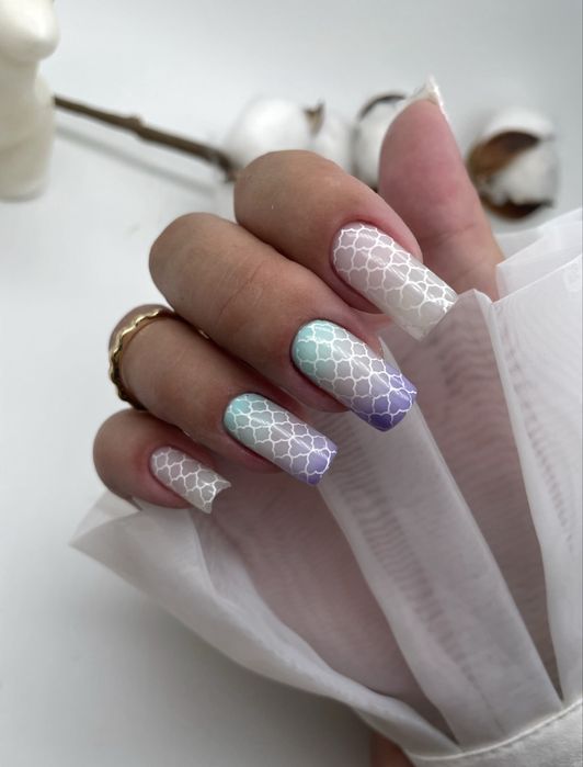 Маникюр, наращивание ногтей КШТ