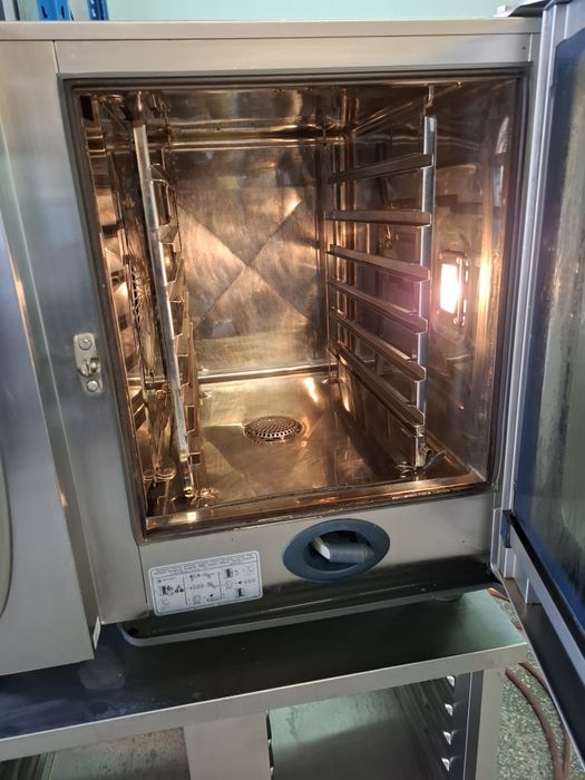 Cuptor convecție