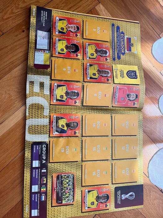 Album panini cupa mondială 2022(am investit 405 lei)are Ronaldo messi mbappe neymar