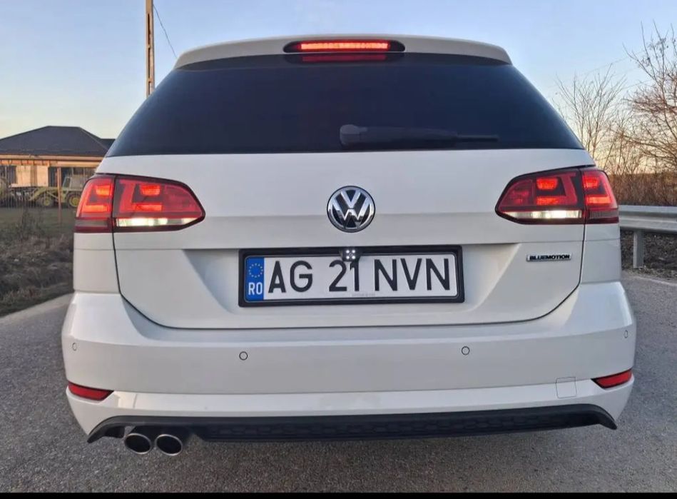 Volkswagen Golf 7 Combi Bluemotion
