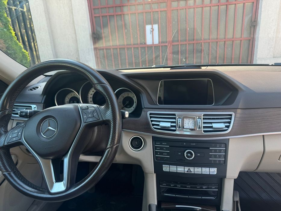 Mercedes E 250 4 matic  2015