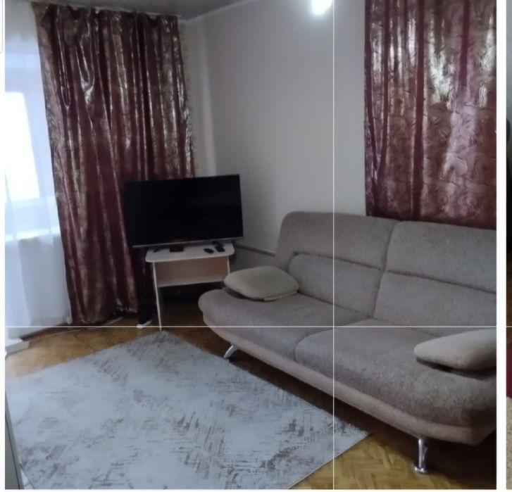 Сдам однокомнатную в центре города на длительный срок