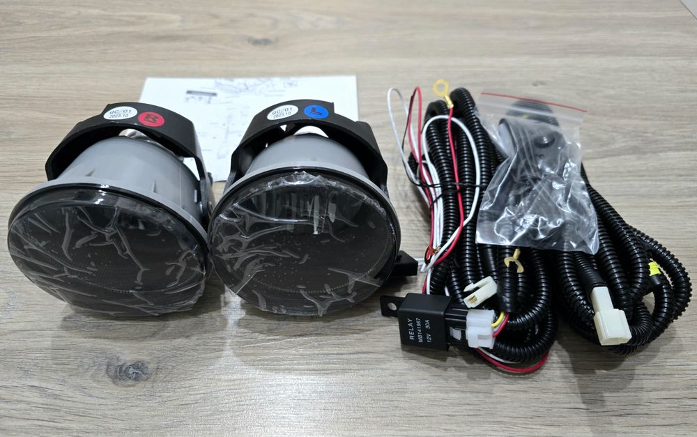 Противотуманки (smoked) Chrysler 300C