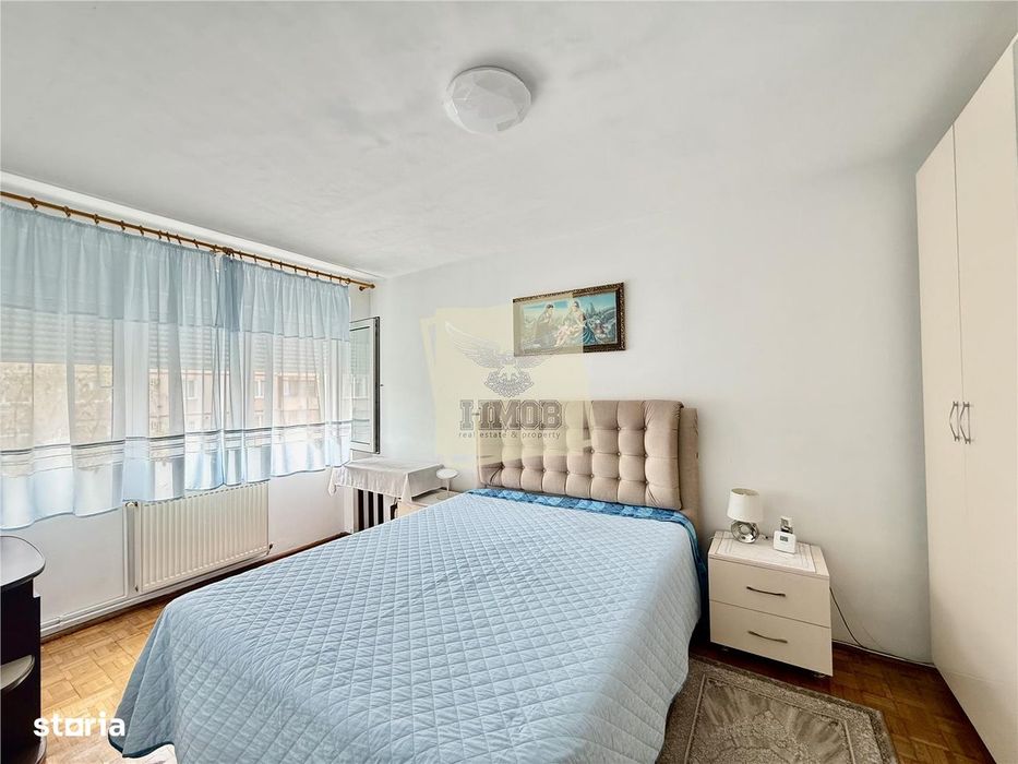Apartament renovat 2 camere decomandat pe Mihai Viteazul