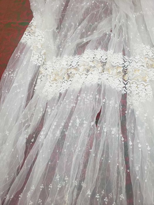 Шторы и занавеси