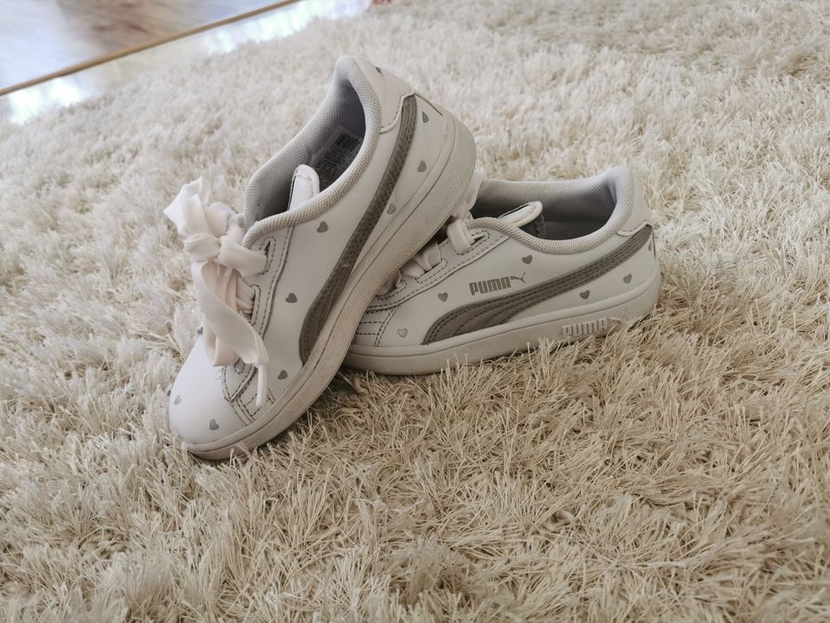 Adidasi puma fete piele mar 31