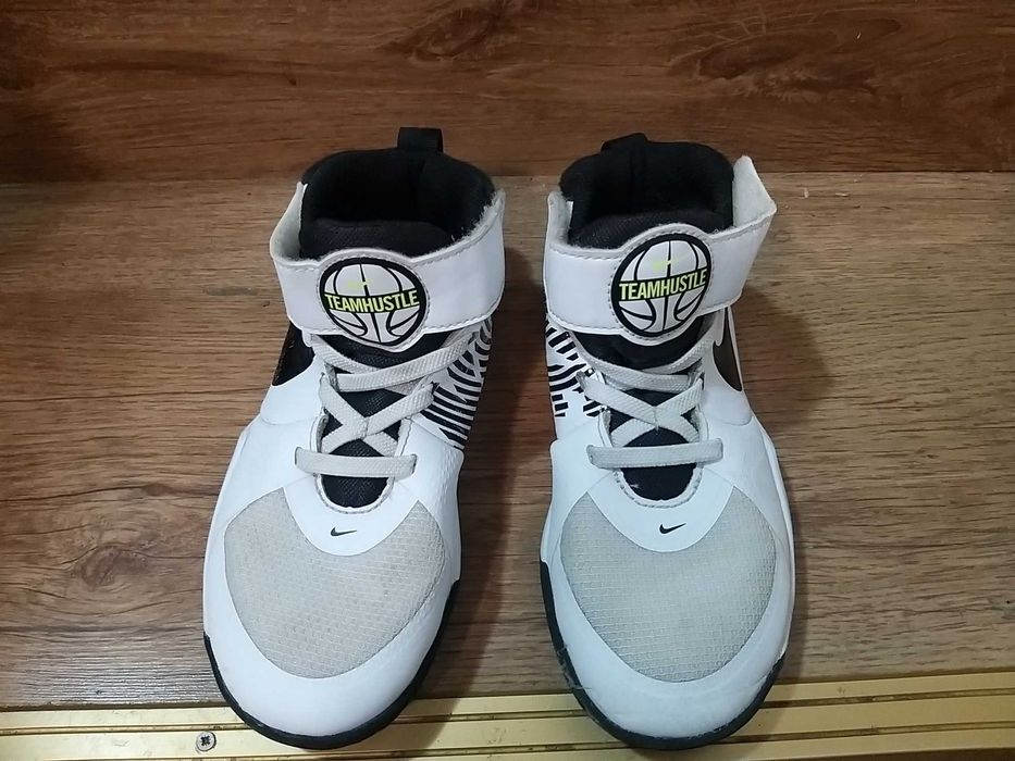 Vand adidasi si ghete pentru copii : Nike, Adidas