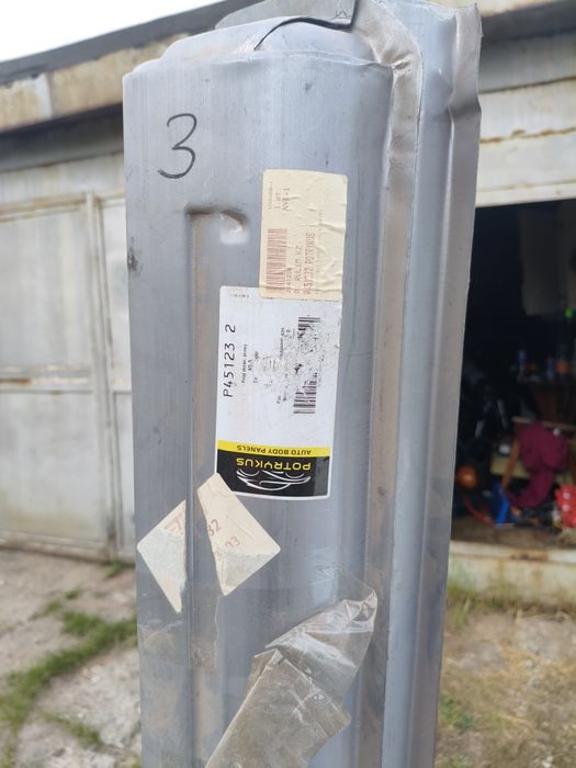 продам пороги новые гольф 3