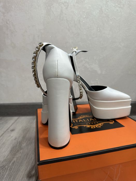 Белые туфли 35-36рр