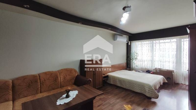 Продава се Двустаен апартамент в Варна, Младост 2 - 61 кв.м за 2328 €/кв.м - Снимка #6