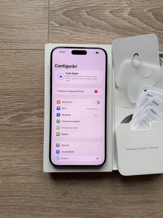 Iphone 15 Pro Max, 512 gb, bat.84%, negru - sticla spate fisurată