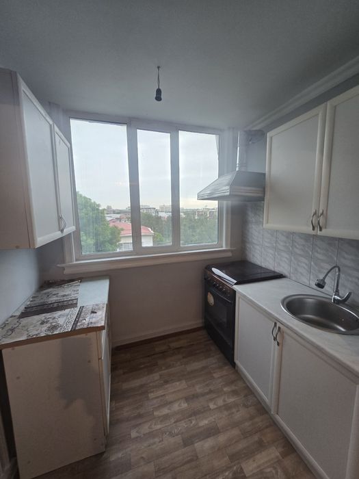 Аренда берилади 2 хона 4 этаж микрорайон