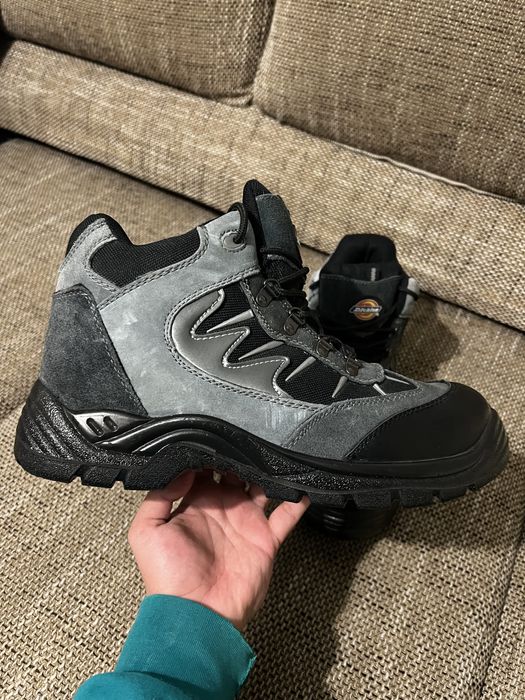 Ghete/ Bocanci cu protectie Dickies