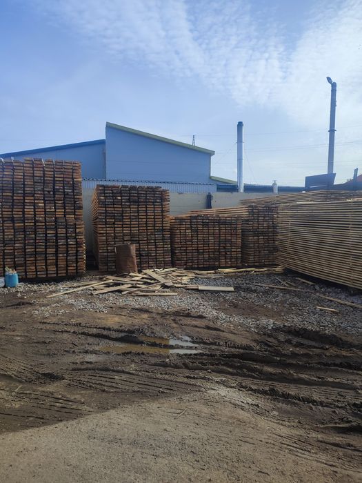 Пиломатериал доска, брус (сосна)