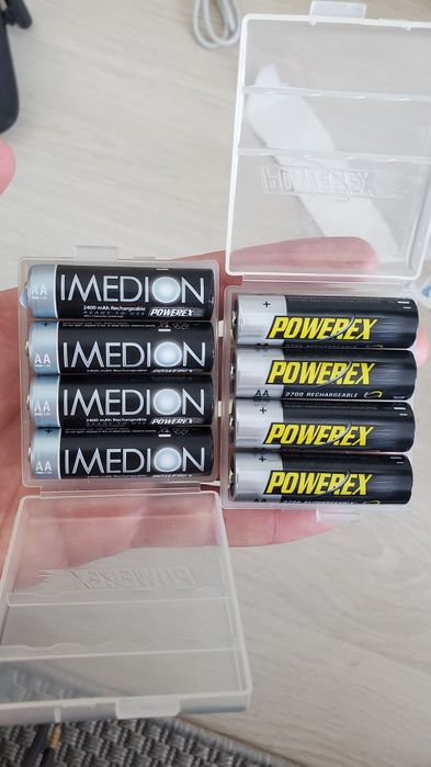 Incarcator acumulatori AA R6 profesional Powerex MH-C9000 baterii blit