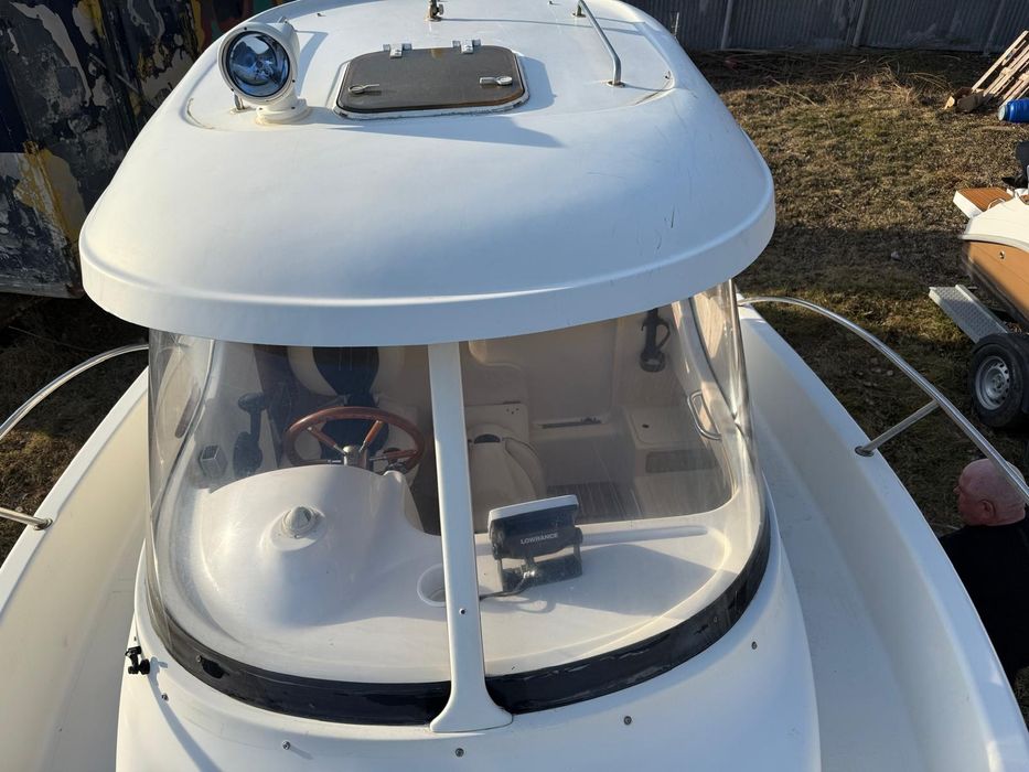 Barcă Quicksilver Pilot House 640 + Peridoc