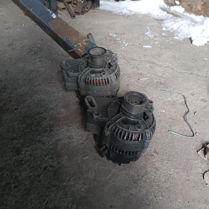 Продам генераторы на VW Вента