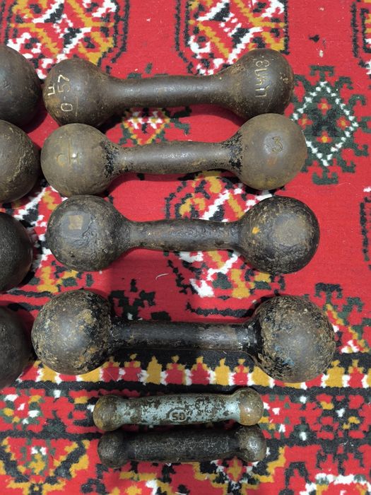 Гантели 4кг, 3кг