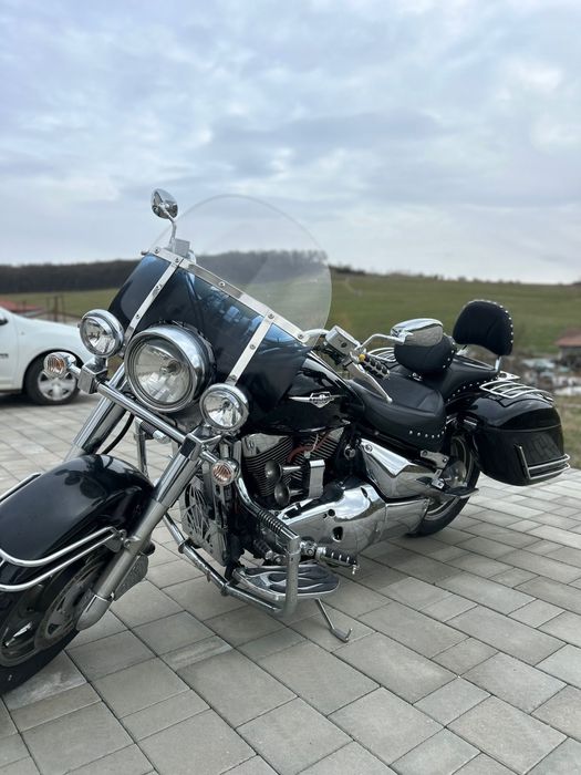 Suzuki Boulevard C90 (1500cc)