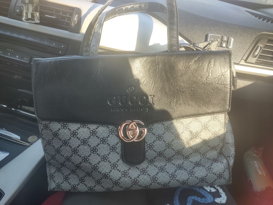 Poșetă Gucci  că noua