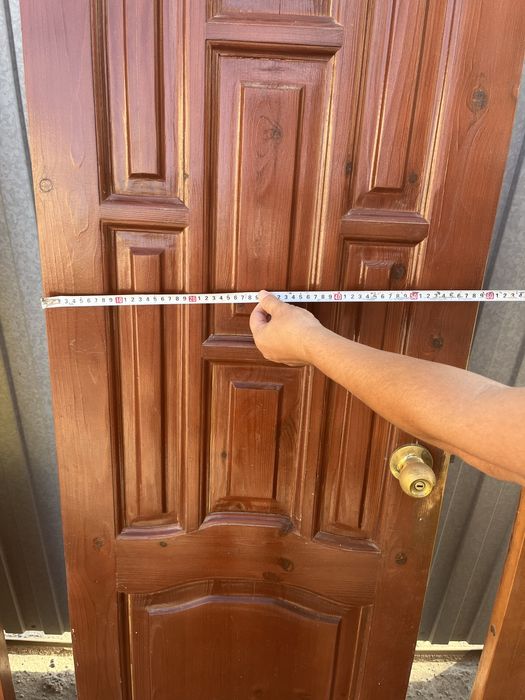 Двери разные