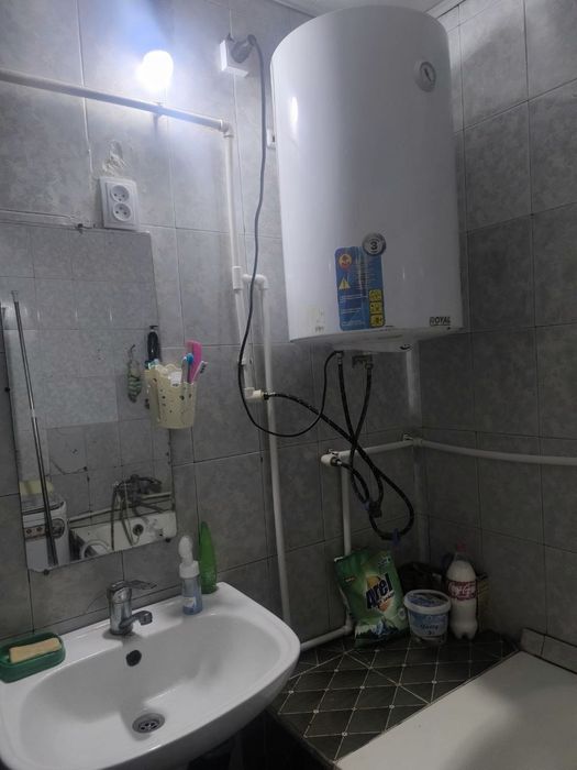 Kvartira sotiladi zudlik bilan
