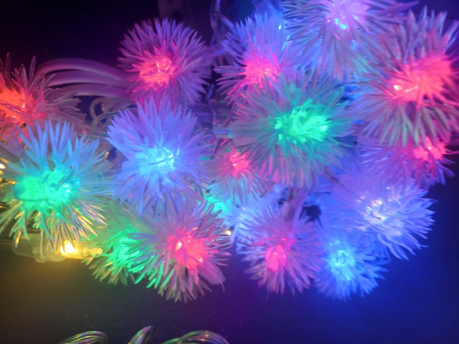 Лампички и батерии (обикновени и зареждащи)