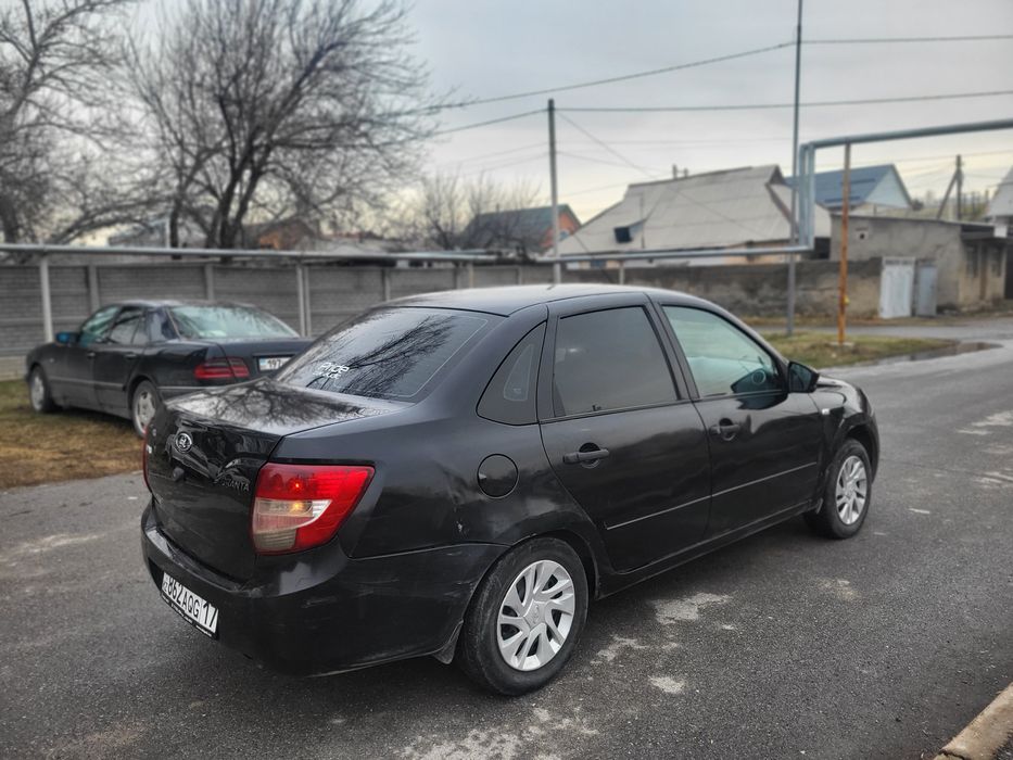 Машина на полном Хау