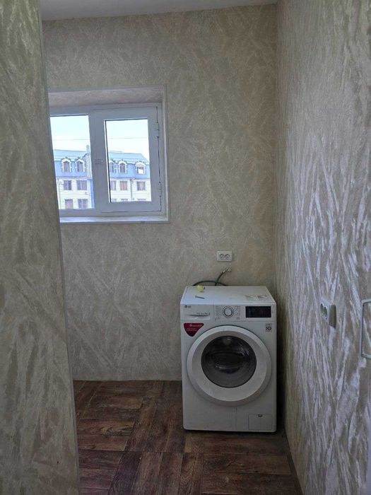 3х комнатная квартира 90кв/м с новым ремонтом по ул.Октябрьская