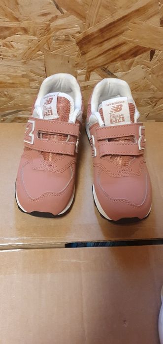 Adidasi new balance 29