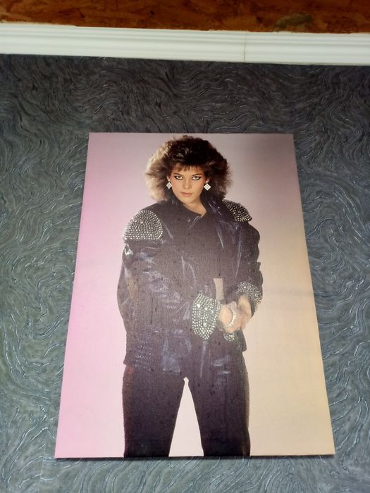 Картины в стиле ретро