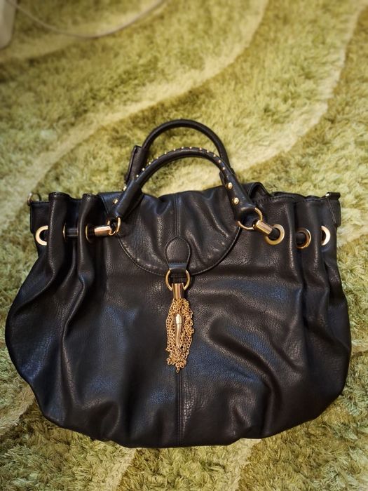 Модерна дамска чанта