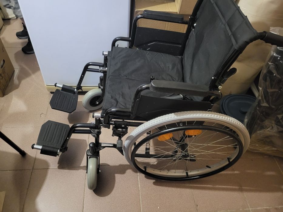 Коляска инвалидный