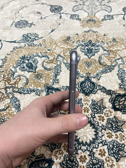 Iphone 11 64гб 74 йомкасть