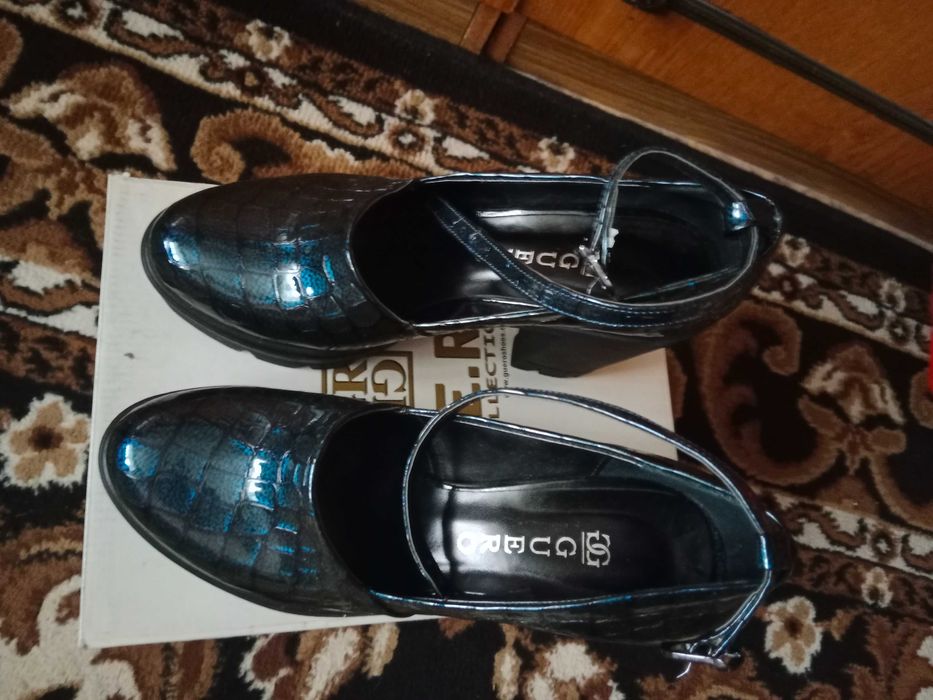 туфли новые 39р очень удобные