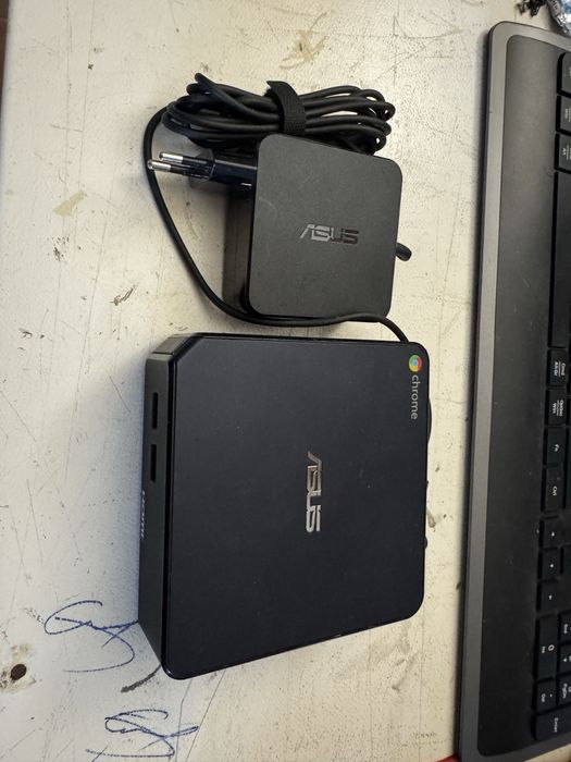 Asus ChromeBox CN60